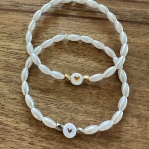 Bracelet - Mama -  perles nacrées et perles intercalaires argentées ou dorées