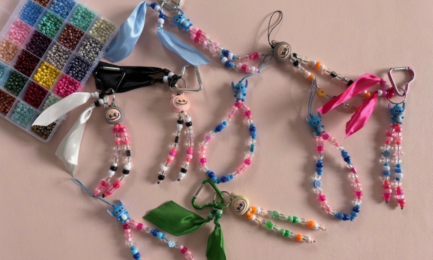 réservation d'ateliers créatifs de bijoux fantaisie dans les Yvelines de 6 ans à 11 ans