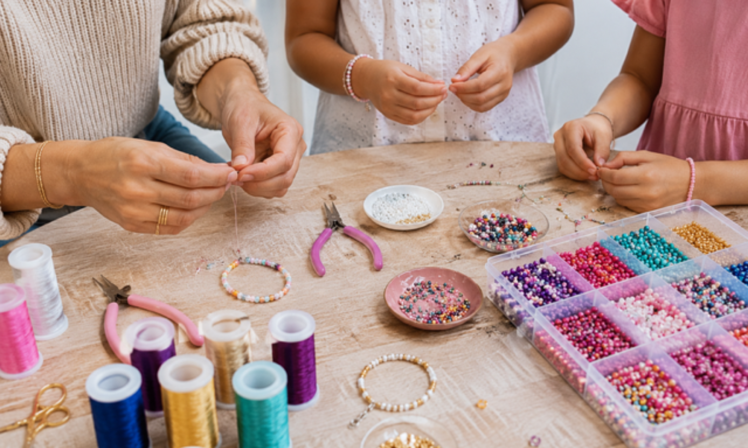 réservation ateliers adultes enfants créatifs de bijoux fantaisie à faire soi meme