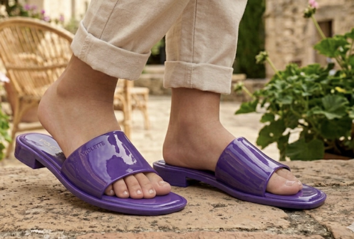 claquettes violette de mon enfance